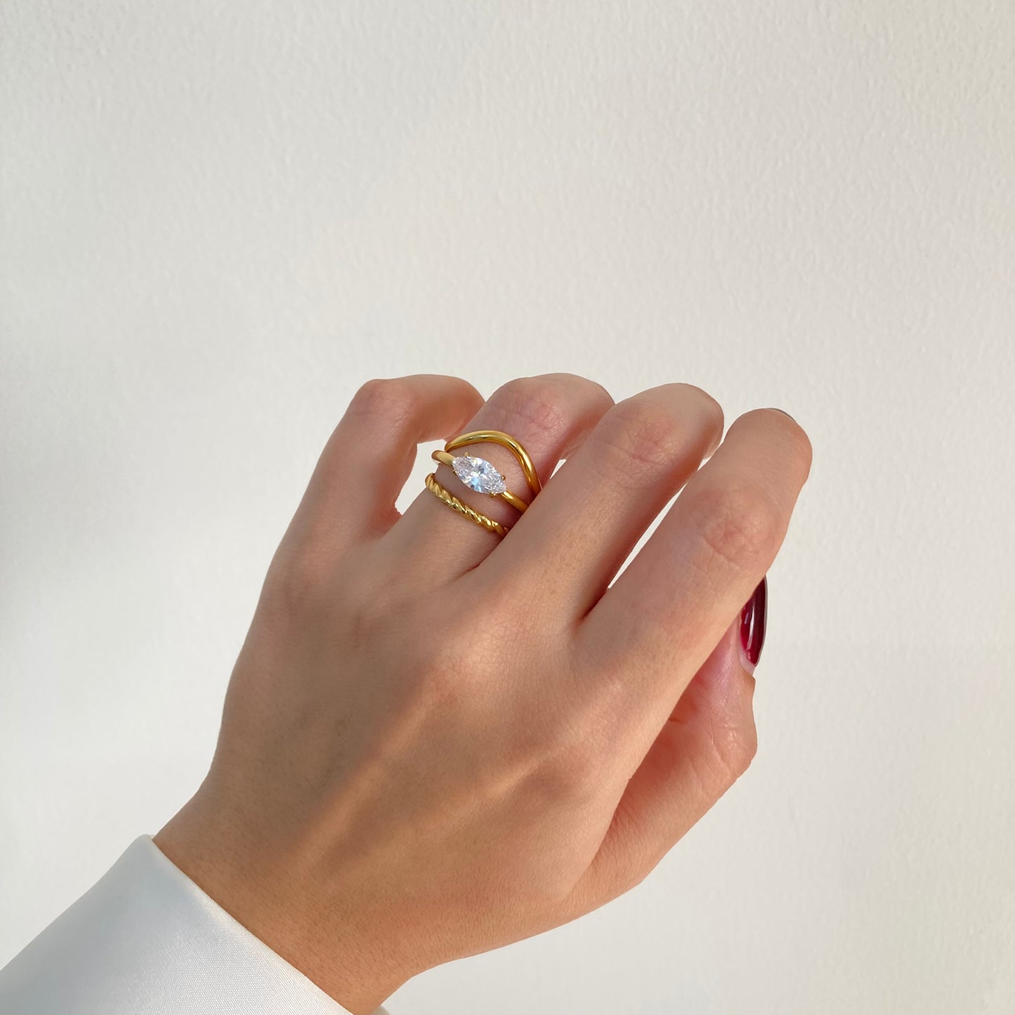 Wavy Solitaire Ring Set