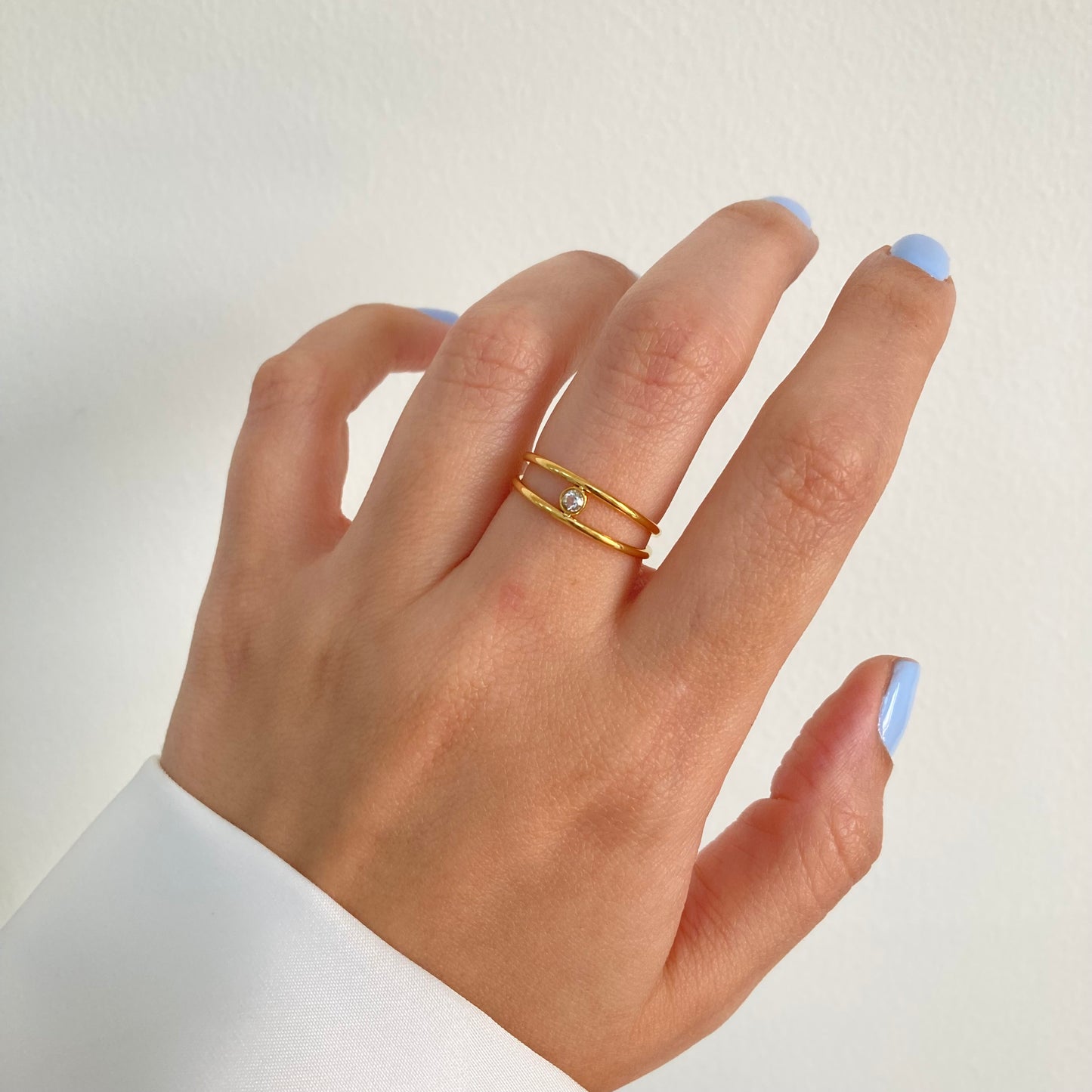 Zircon Hollow Layered Ring