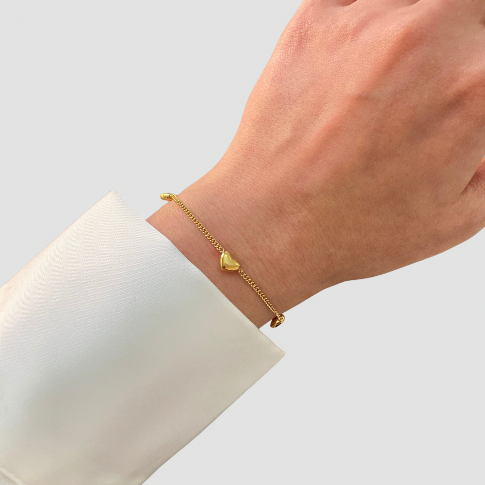 Minimalist Heart Bracelet