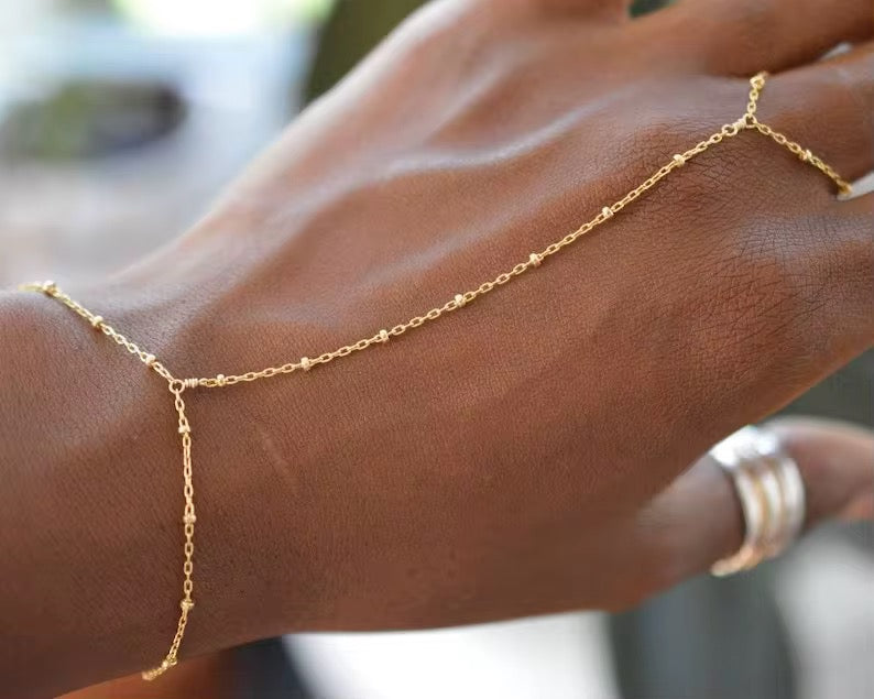 Minimalist Hand Chain