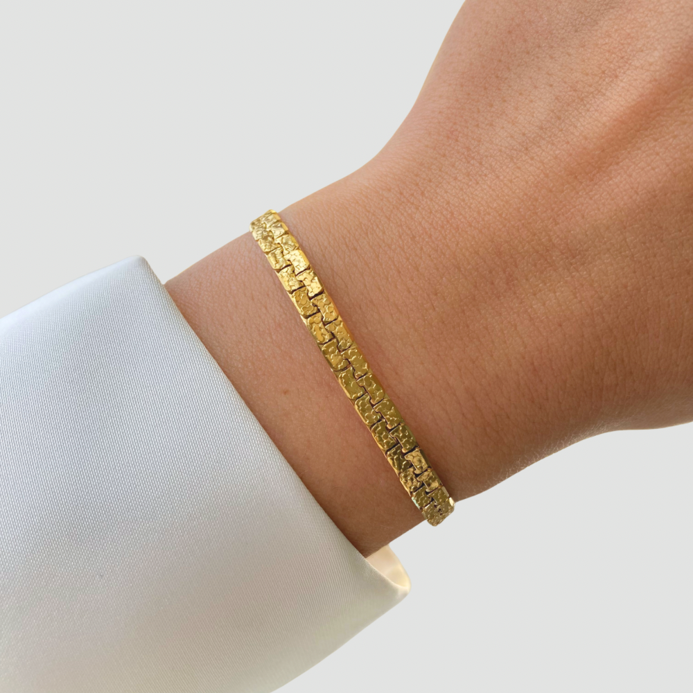 Pressed rectangle bracelet