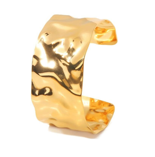 Statement Wave Bangle