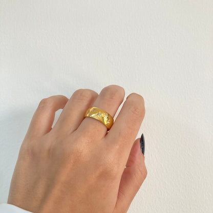 Wide Band Stars Ring