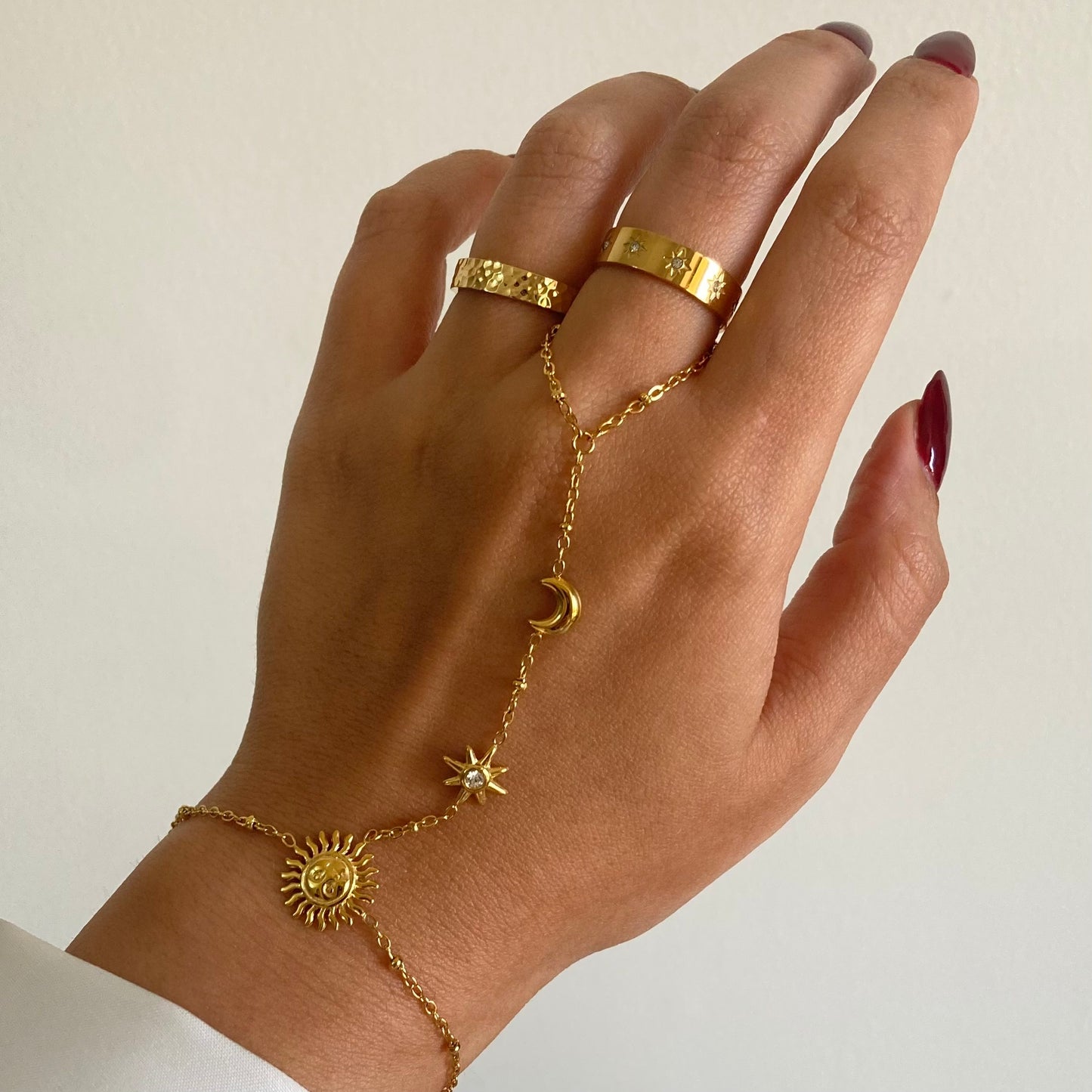 Moon & Star Handchain