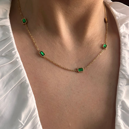 Green Stones Necklace Gold