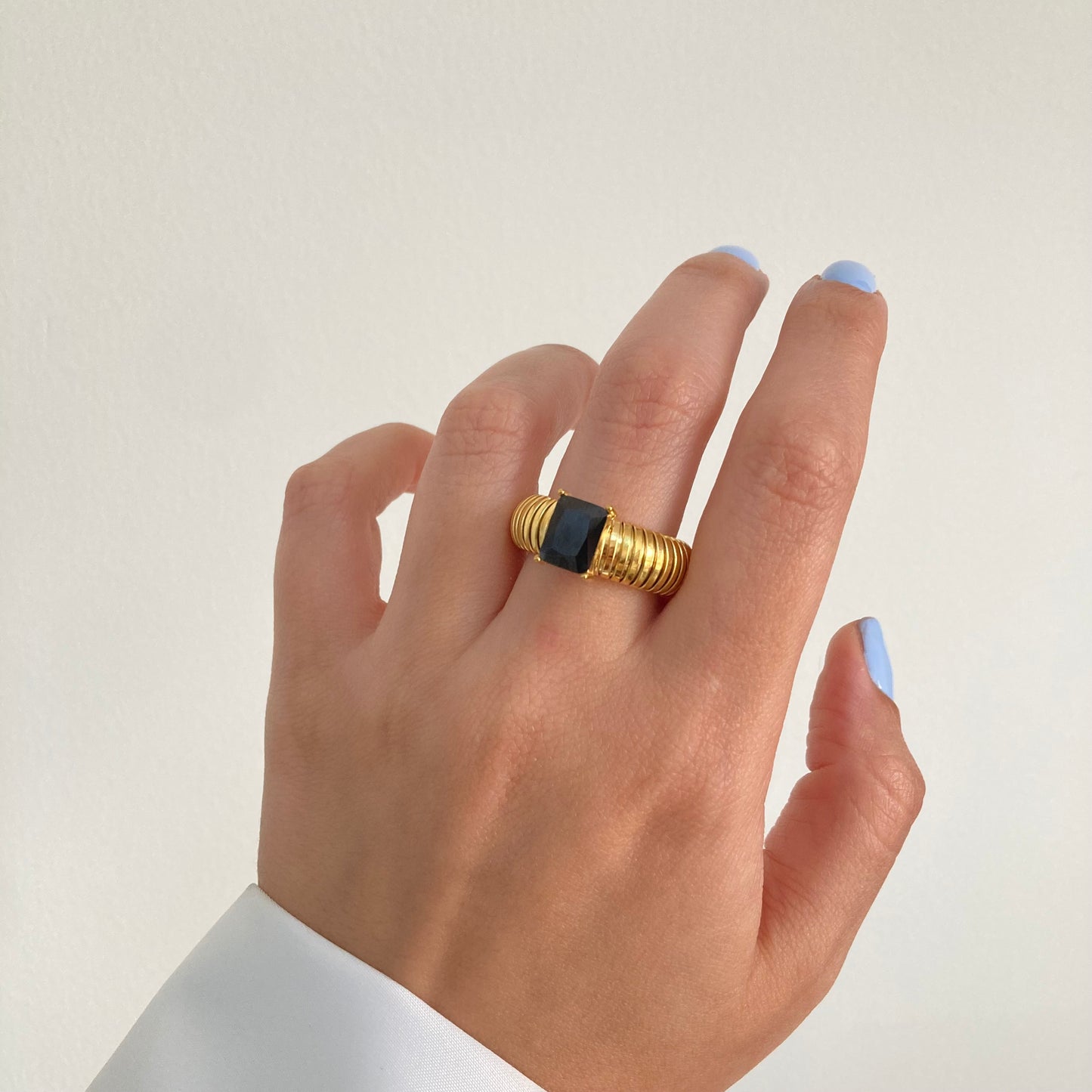 Black Chunky Ring
