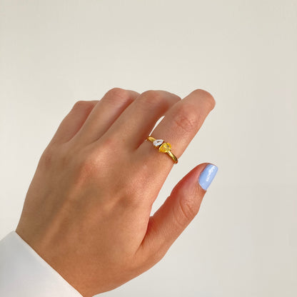 Dainty Yellow Stone Ring