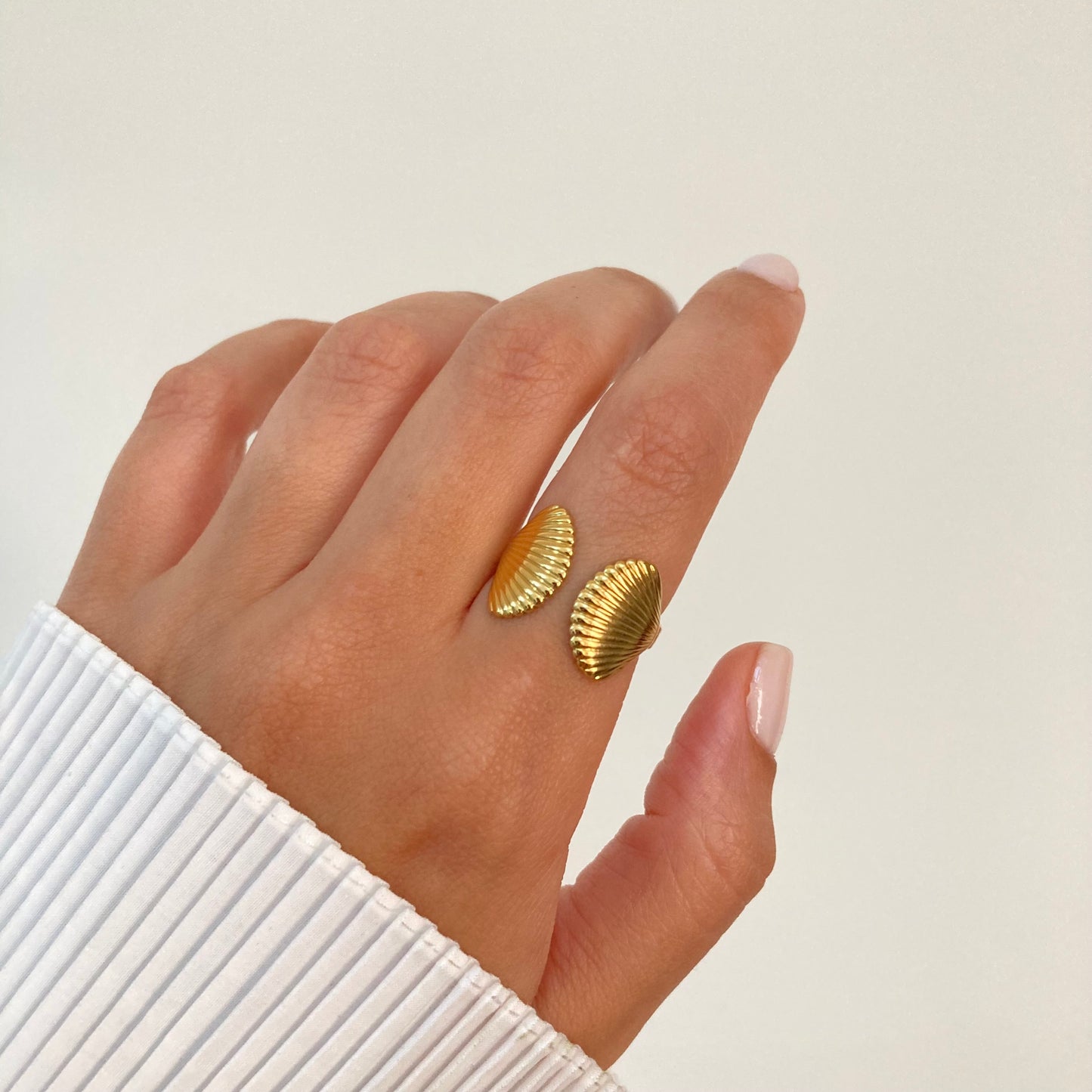 Double Shell Ring