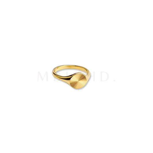Ribbed Signet Ring