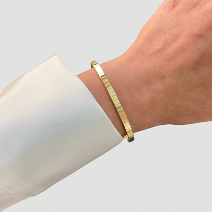 Ribbed Bangle Gold